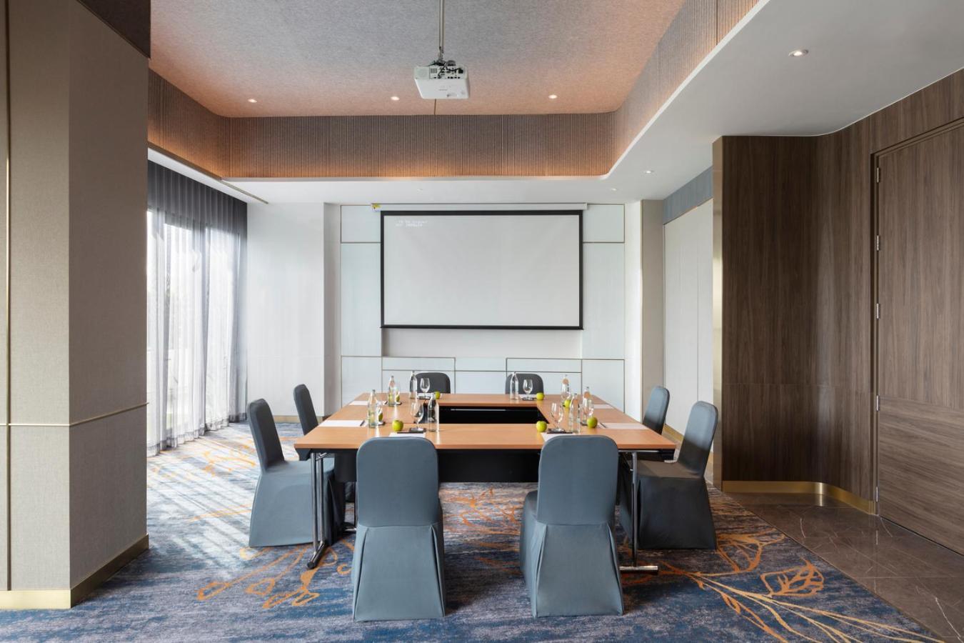 Oakwood Suites Tiwanon Bangkok Nonthaburi Luaran gambar